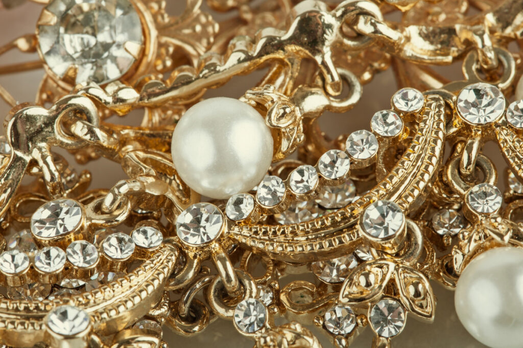 Does Broken Gold Jewelry Still Have Value