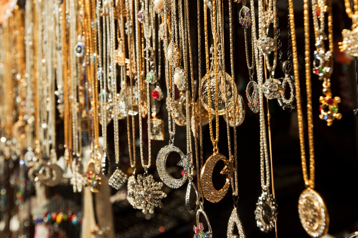 Selling Precious Metals for Immediate Cash